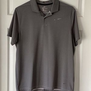 Nike dri-fit golf shirt size medium